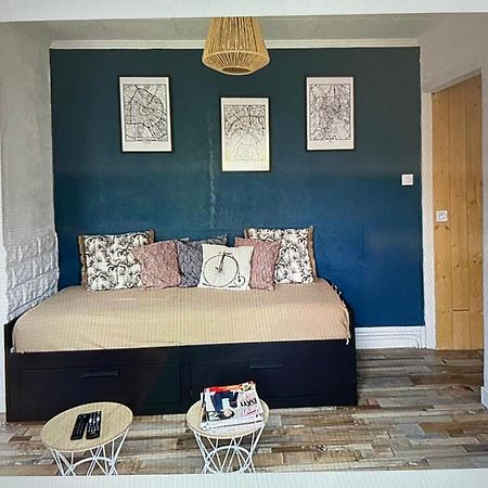 Maison Lumineuse, Proche Centre. Chateauroux Luaran gambar